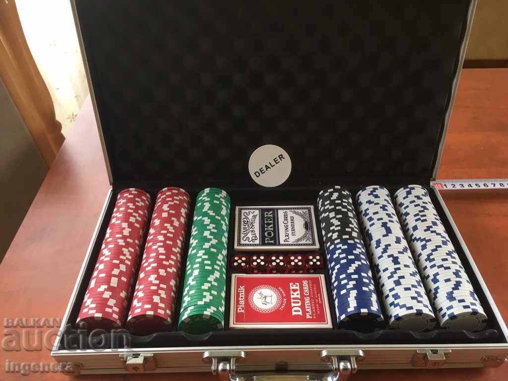 SET JETOARE PENTRU POKER MODEL RA 700-NOU cu preț 62.00 BGN | € 31.70
