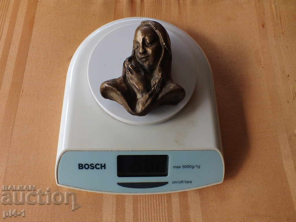 Delivery of Bronze author's sculpture of the Virgin Mary Delivery of Bronze author's sculpture of the Virgin Mary