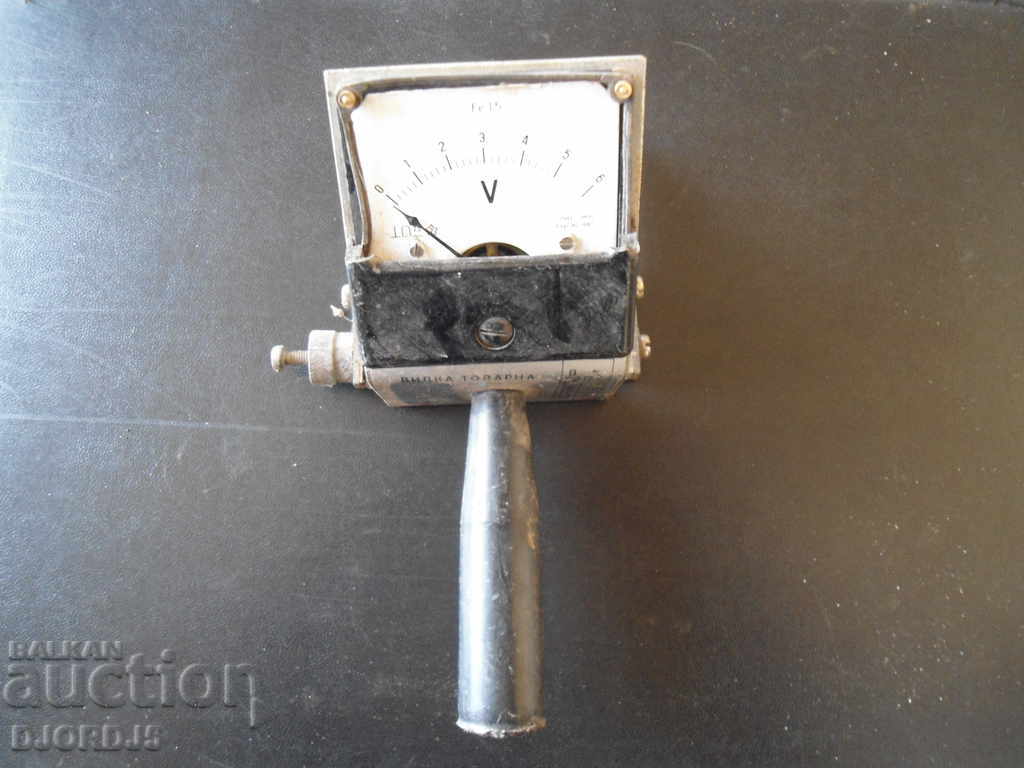 Old measuring device, fork
