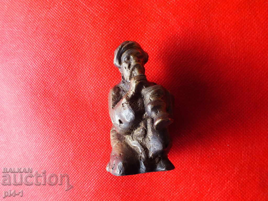 Bronze author's sculpture with price 200.00 BGN | € 102.26 Bronze author's sculpture with price 200.00 BGN | € 102.26