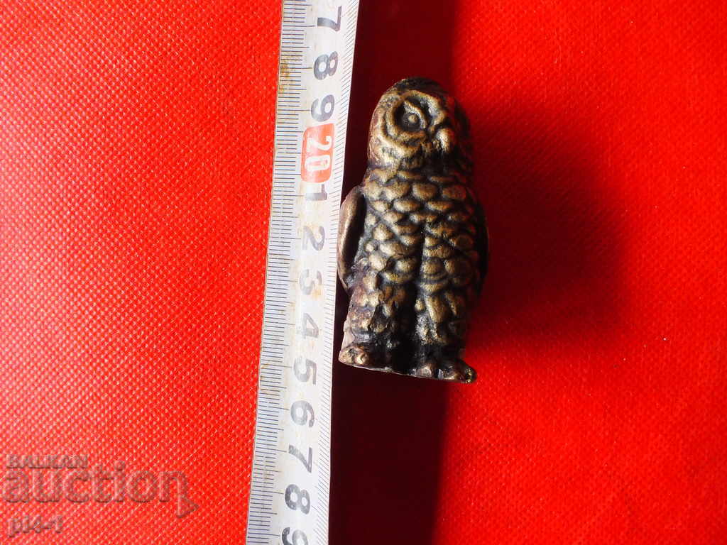 Бронзова авторска скулптура с цена 120.00 лв. | € 61.36 Бронзова авторска скулптура с цена 120.00 лв. | € 61.36