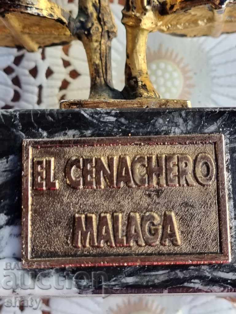 Delivery of Old bronze sculpture Delivery of Old bronze sculpture