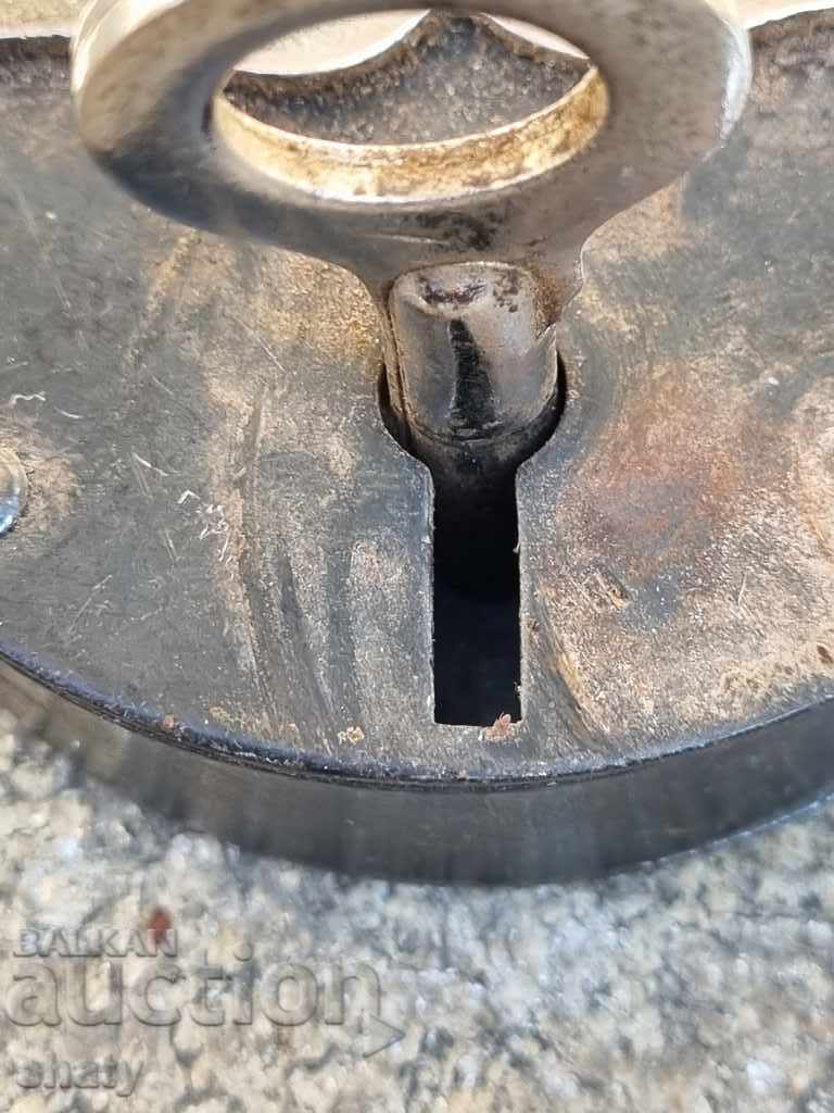 Auction  Old Russian padlock