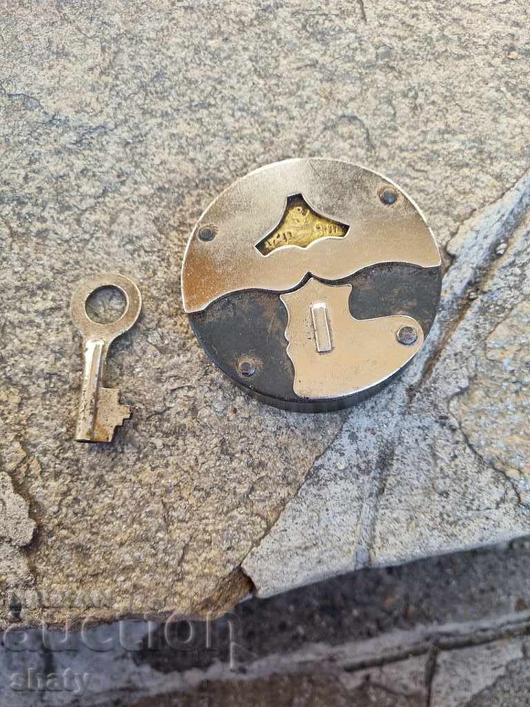 Delivery of Old Russian padlock