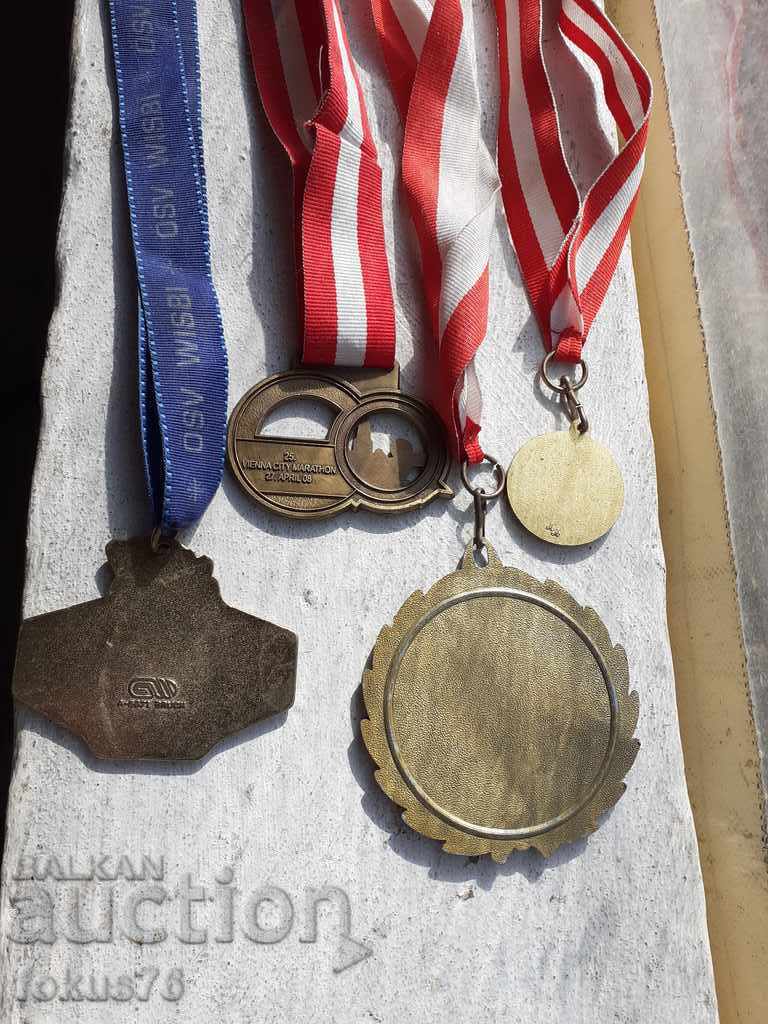 Delivery of Lot medals Delivery of Lot medals