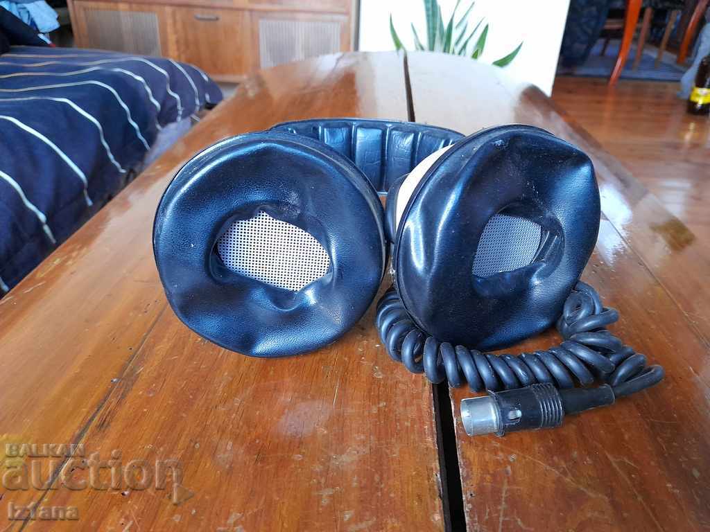 Old MDS headphones 1 - 6 Old MDS headphones 1 - 6