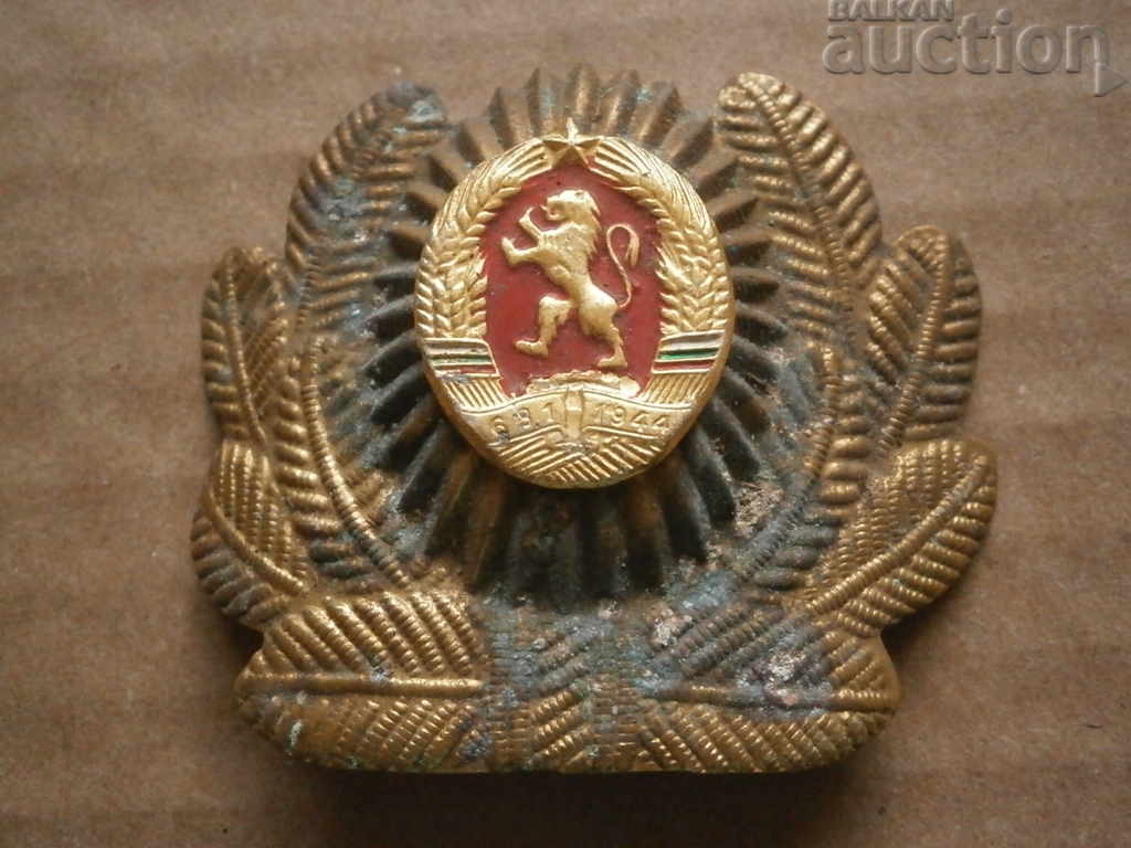 Delivery of early type cockade social period People's Republic of Bulgaria 50s officer's cap Delivery of early type cockade social period People's Republic of Bulgaria 50s officer's cap