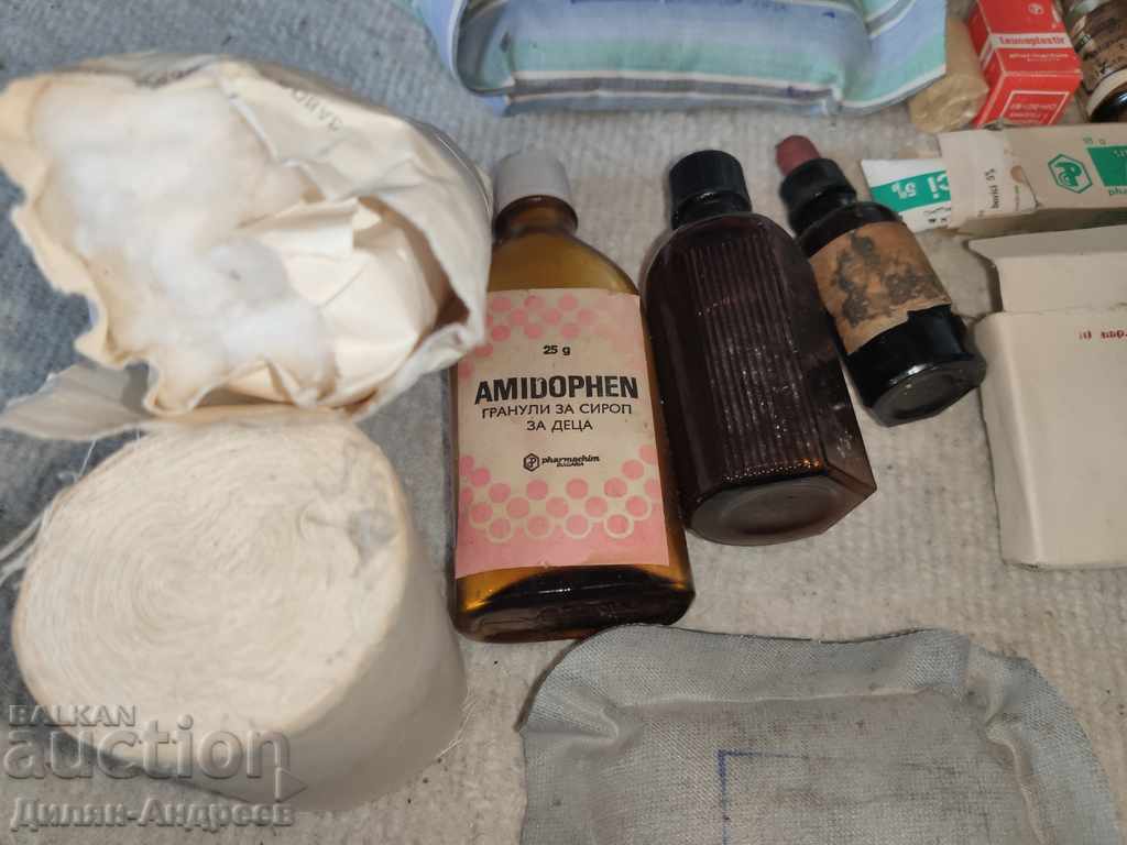 Αξεσουάρ φαρμακείου από την SOC με τιμή 44.00 BGN | € 22.50 Αξεσουάρ φαρμακείου από την SOC με τιμή 44.00 BGN | € 22.50