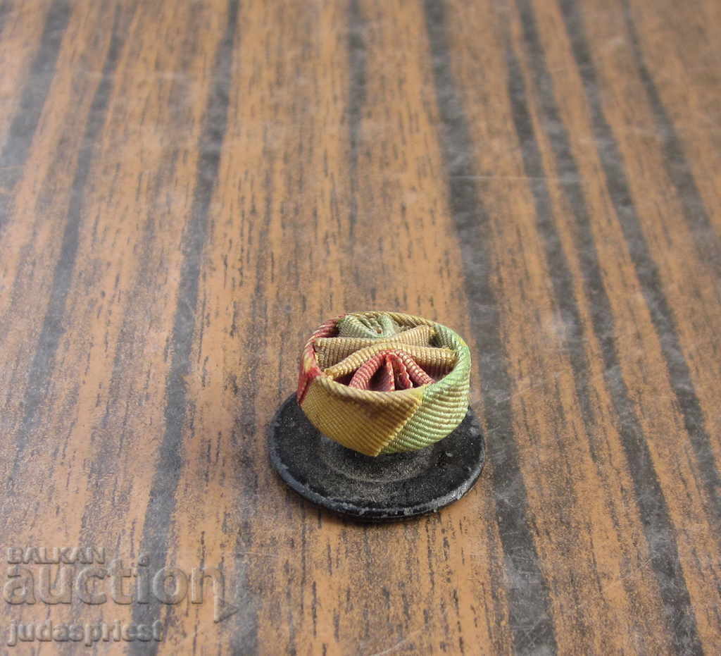 Auction old miniature rosette of an ancient royal imperial order Auction old miniature rosette of an ancient royal imperial order