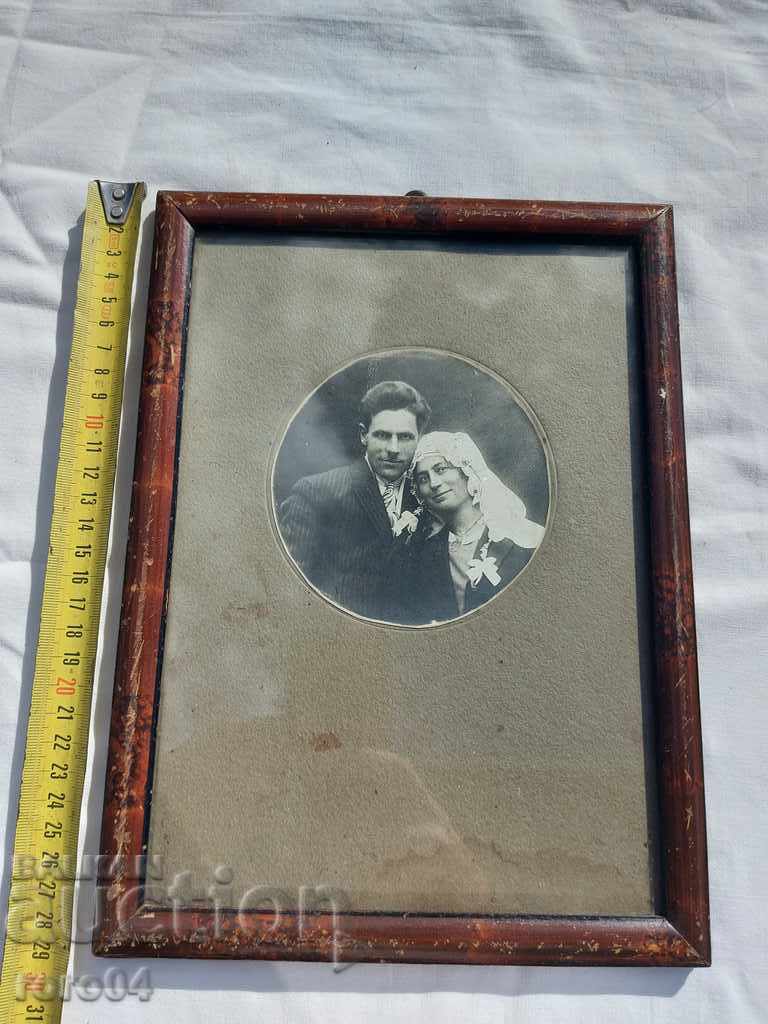 Auction OLD PICTURE IN FRAMEWORK Auction OLD PICTURE IN FRAMEWORK