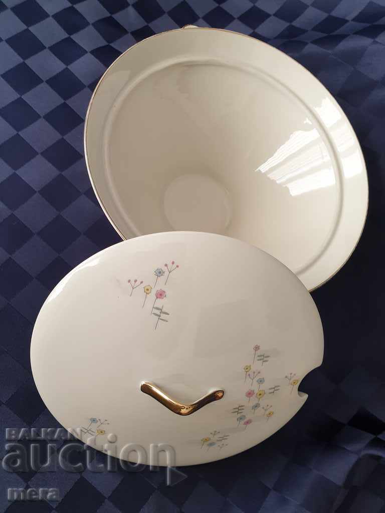 Delivery of Porcelain elegant tureen-Bavaria Delivery of Porcelain elegant tureen-Bavaria