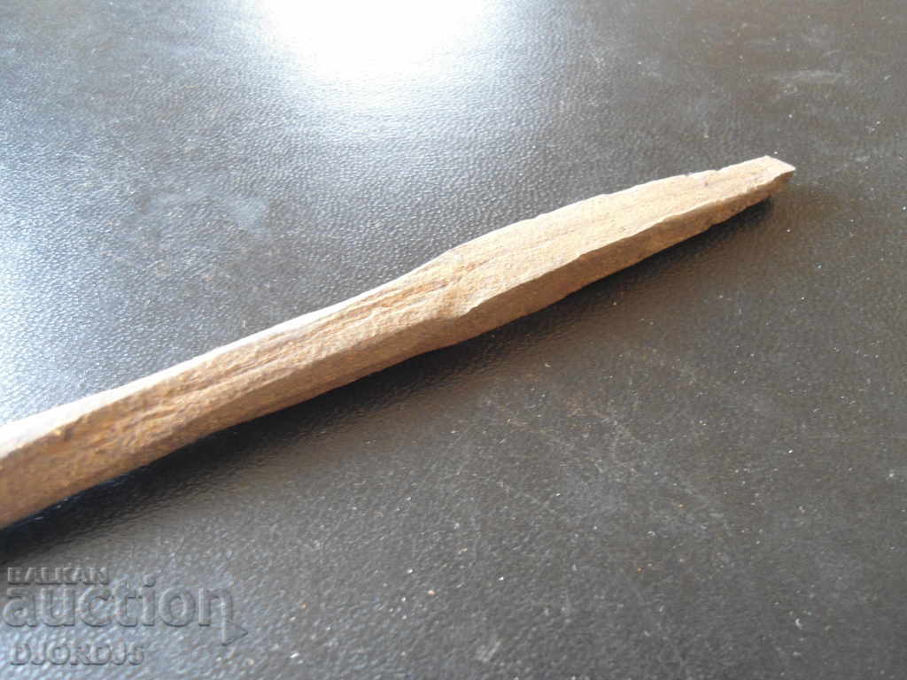 Auction  Antique drill, madkap