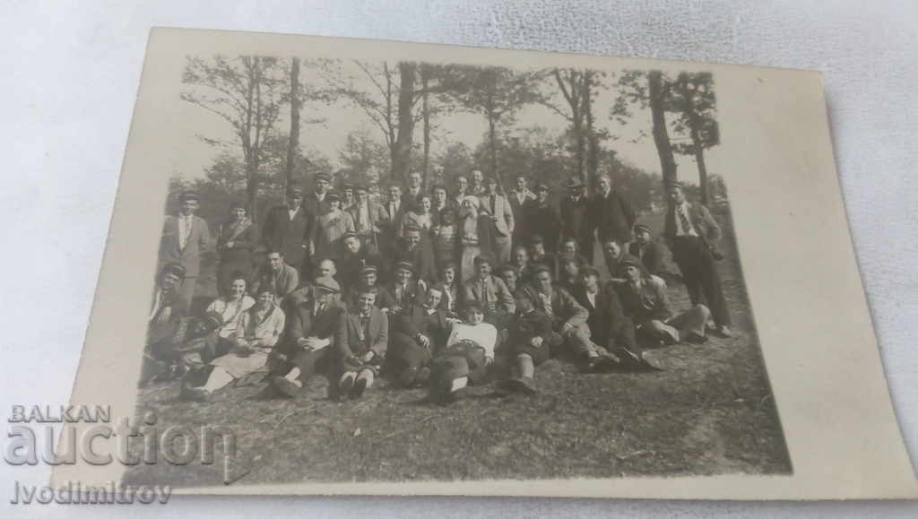 Photo Bozhenitsa Orhaniysko Students on a field trip 1931