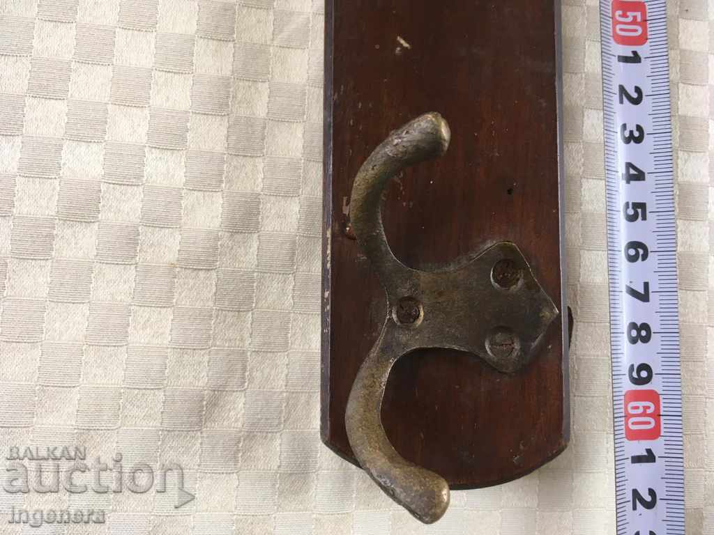 Auction HANGER HANGER WALL ANCIENT WOOD BRONZE Auction HANGER HANGER WALL ANCIENT WOOD BRONZE