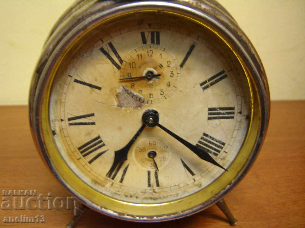 КОЛЕКЦИОНЕРСКИ БУДИЛНИК РИМСКИ ЦИФРИ ИЗКЛЮЧИТЕЛНО РЯДЪК с цена 55.00 лв. | € 28.12 КОЛЕКЦИОНЕРСКИ БУДИЛНИК РИМСКИ ЦИФРИ ИЗКЛЮЧИТЕЛНО РЯДЪК с цена 55.00 лв. | € 28.12