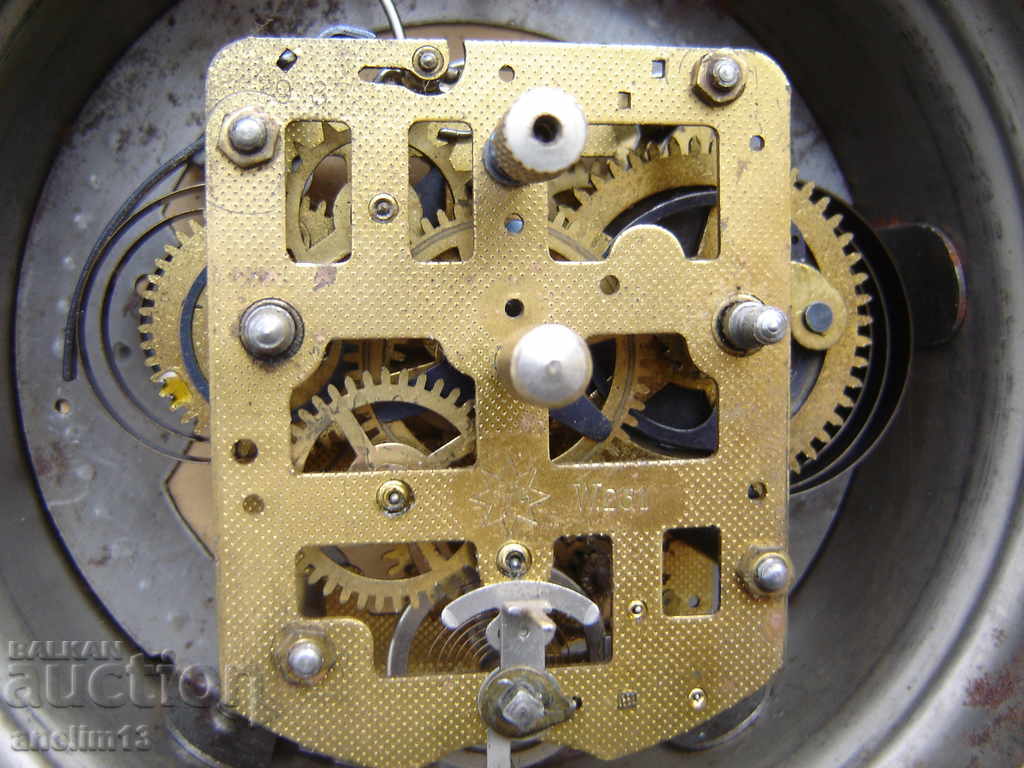 Доставка на КОЛЕКЦИОНЕРСКИ БУДИЛНИК РИМСКИ ЦИФРИ ИЗКЛЮЧИТЕЛНО РЯДЪК Доставка на КОЛЕКЦИОНЕРСКИ БУДИЛНИК РИМСКИ ЦИФРИ ИЗКЛЮЧИТЕЛНО РЯДЪК