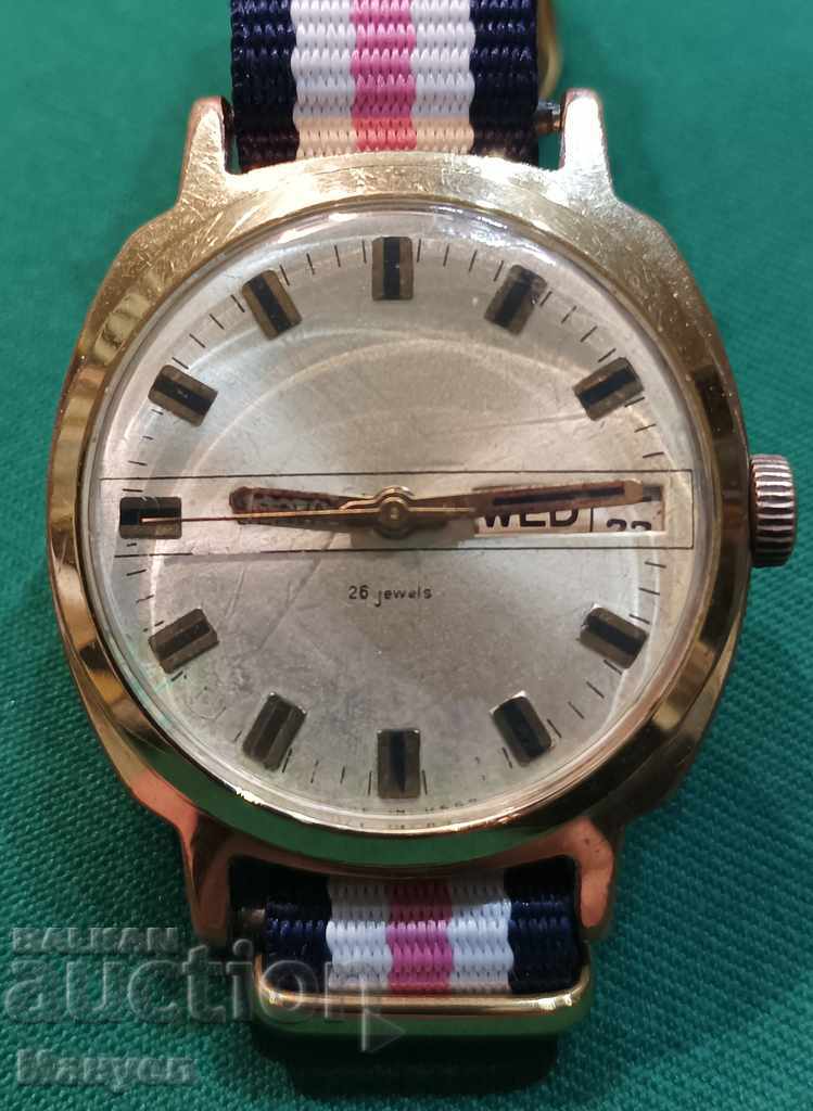 Auction I am selling an old Slava watch. Auction I am selling an old Slava watch.