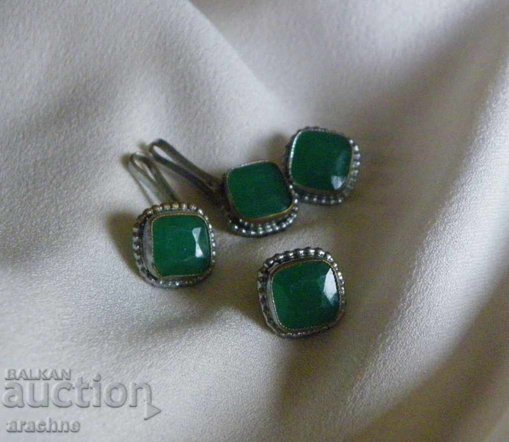 Licitație Butoane unice britanice art deco / sau nasturi / cu uraniu