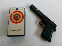 SOC CHILDREN'S TOY PISTOL WITH TARGET ELECTRONIC PRC SOCA