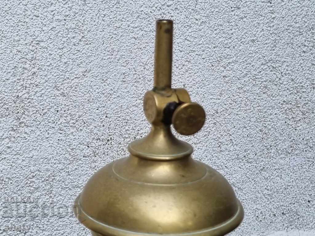 Δημοπρασία Παλιά γαλλική λάμπα αερίου. Δημοπρασία Παλιά γαλλική λάμπα αερίου.