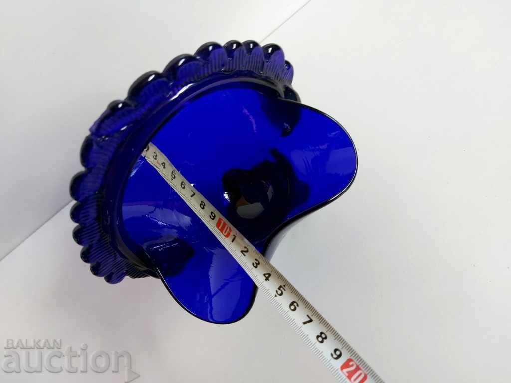 Auction SOC GLASS BONBONIER BLUE GLASS BLUE BLUE NRB SOCA Auction SOC GLASS BONBONIER BLUE GLASS BLUE BLUE NRB SOCA