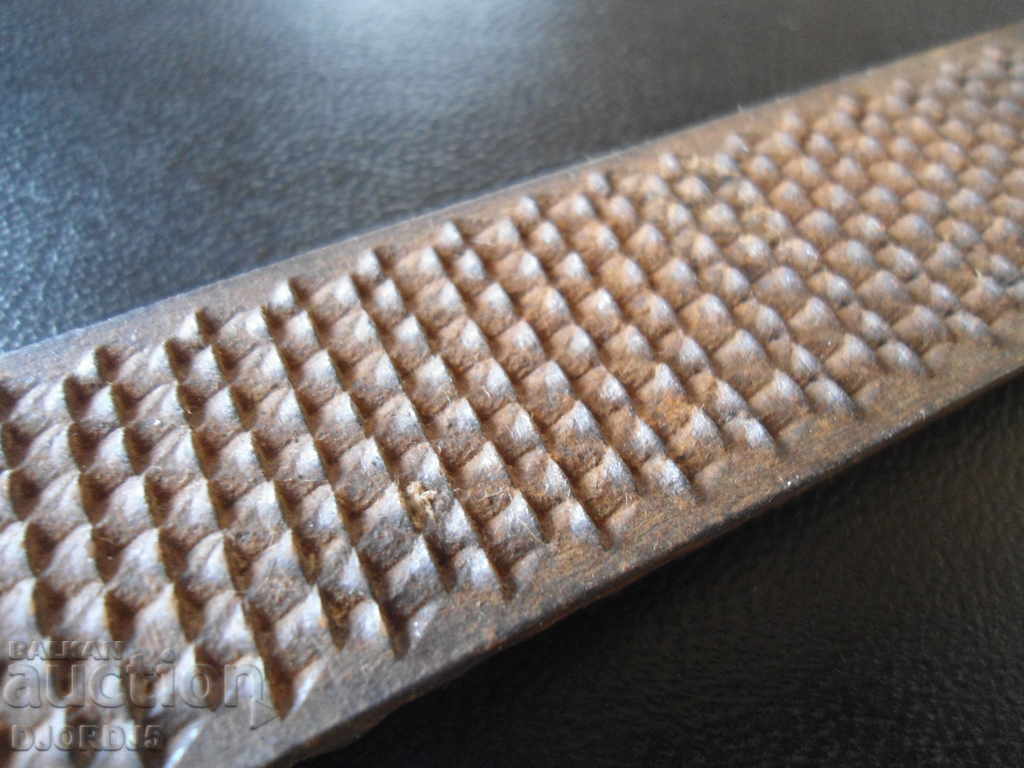 Old files, markings with price 4.00 BGN | € 2.05 Old files, markings with price 4.00 BGN | € 2.05