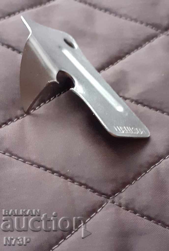 Delivery of OLD OPENER. COLLECTION. MADE IN SWEDEN. Delivery of OLD OPENER. COLLECTION. MADE IN SWEDEN.