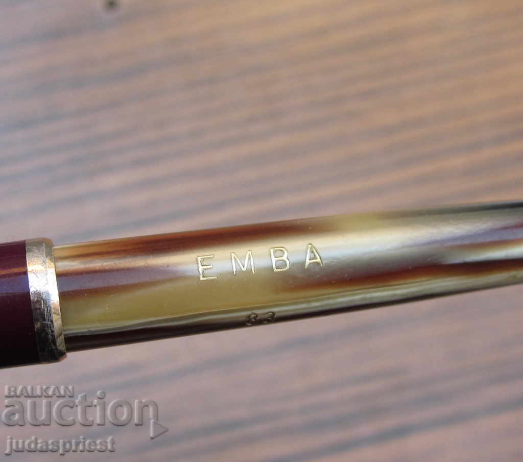 Delivery of EMBA 83 old vintage pearl pen Delivery of EMBA 83 old vintage pearl pen