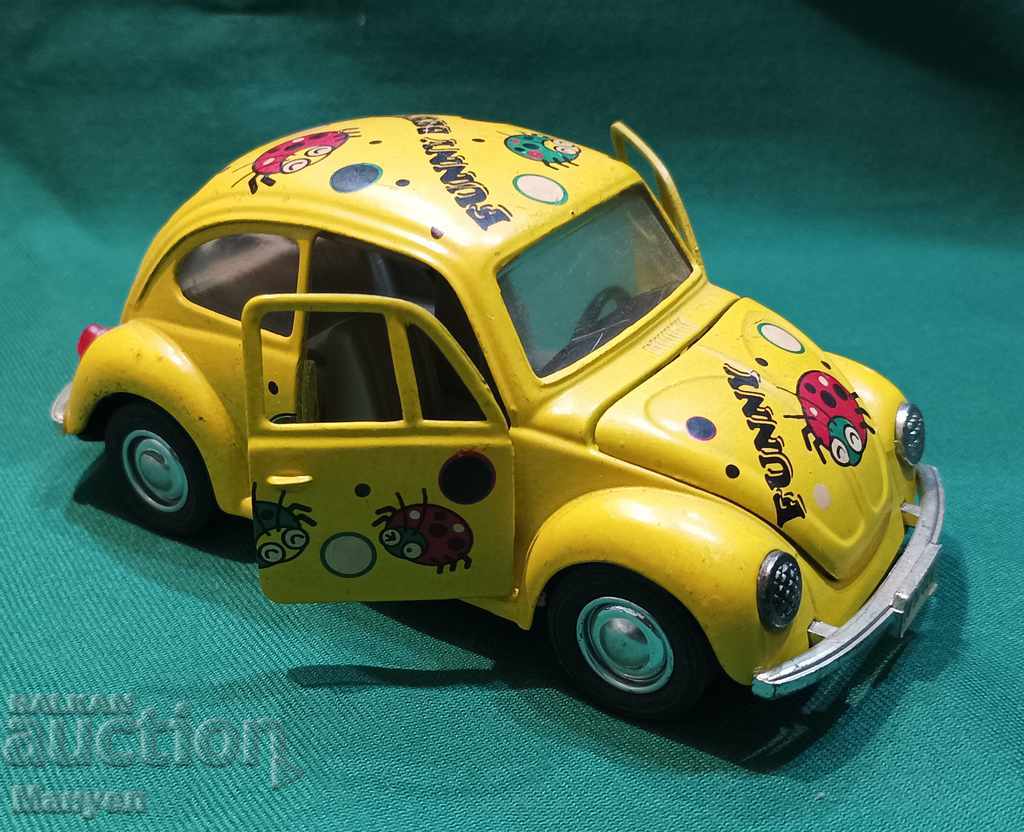 Auction I am selling a car model. Auction I am selling a car model.