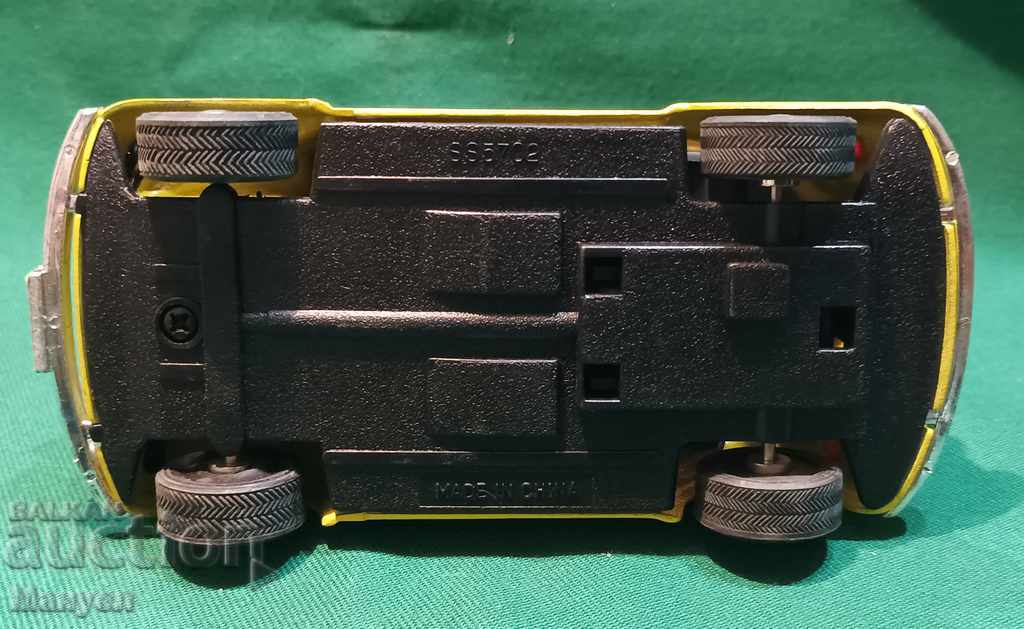 Delivery of I am selling a car model. Delivery of I am selling a car model.