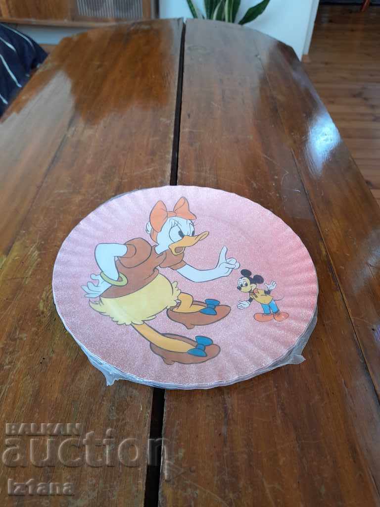 Old disposable plates
