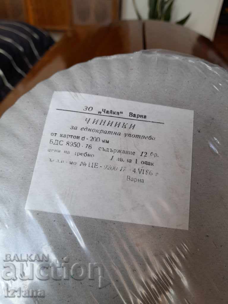 Delivery of Old disposable plates Delivery of Old disposable plates