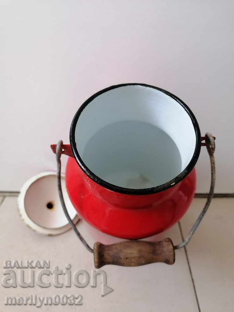 Old jug with enamel lid enamel dish - 6 Old jug with enamel lid enamel dish - 6