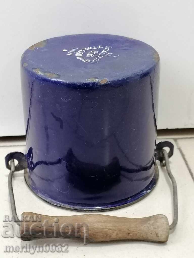 Auction Old enamel jug enamel enamel dish Auction Old enamel jug enamel enamel dish