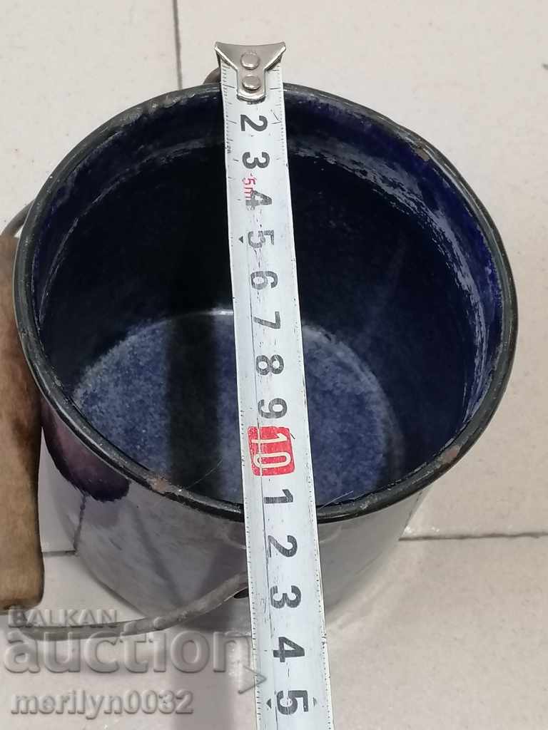Old enamel jug enamel enamel dish - 7 Old enamel jug enamel enamel dish - 7