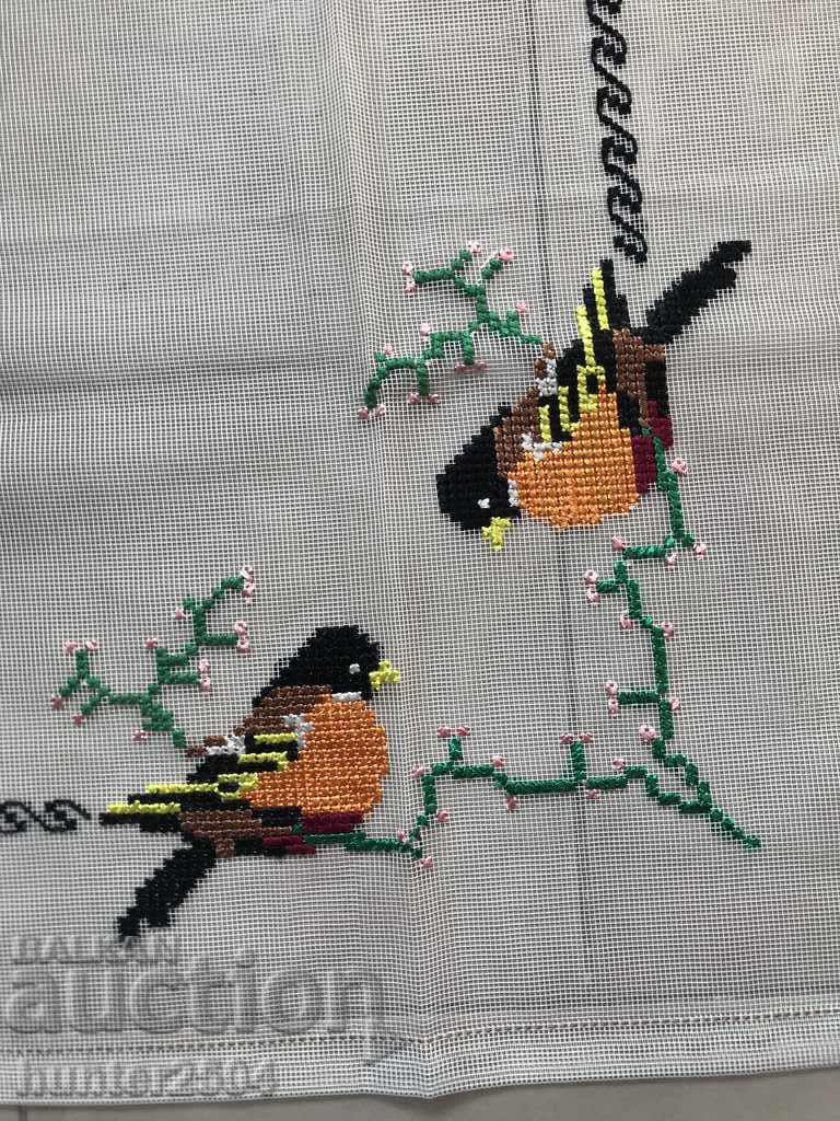 Licitație Fata de masa, patrata-75/75 cm, pe tul Licitație Fata de masa, patrata-75/75 cm, pe tul