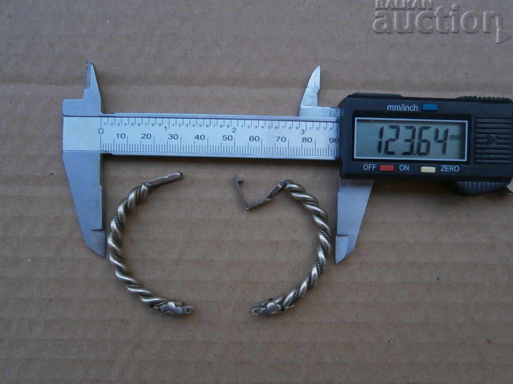 Auction antique chain bracelet from women's watch art deco Auction antique chain bracelet from women's watch art deco