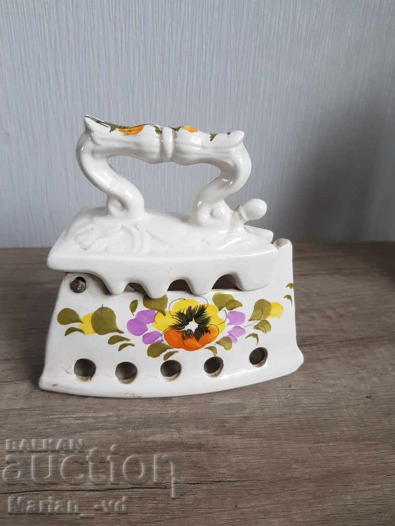 Souvenir porcelain iron - 5