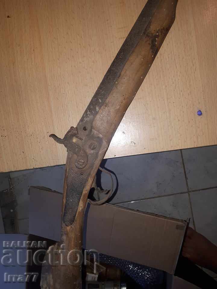 Delivery of FLINT CAPSULE RIFLE Delivery of FLINT CAPSULE RIFLE