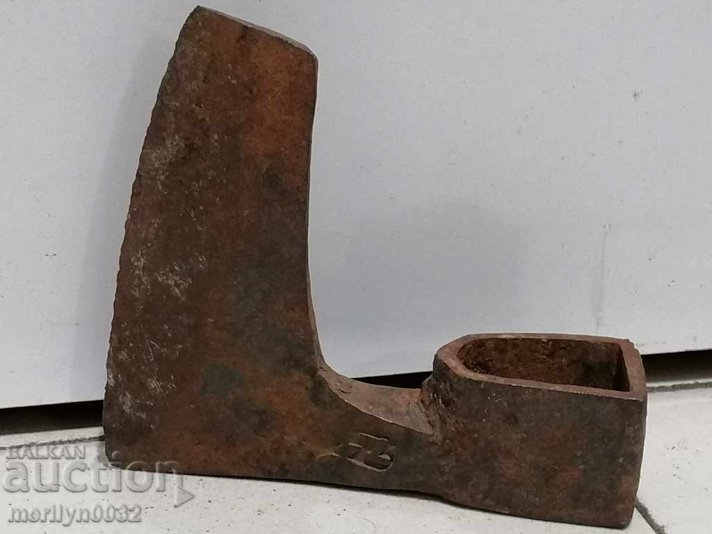 Livrarea Topor vechi unealtă fier forjat