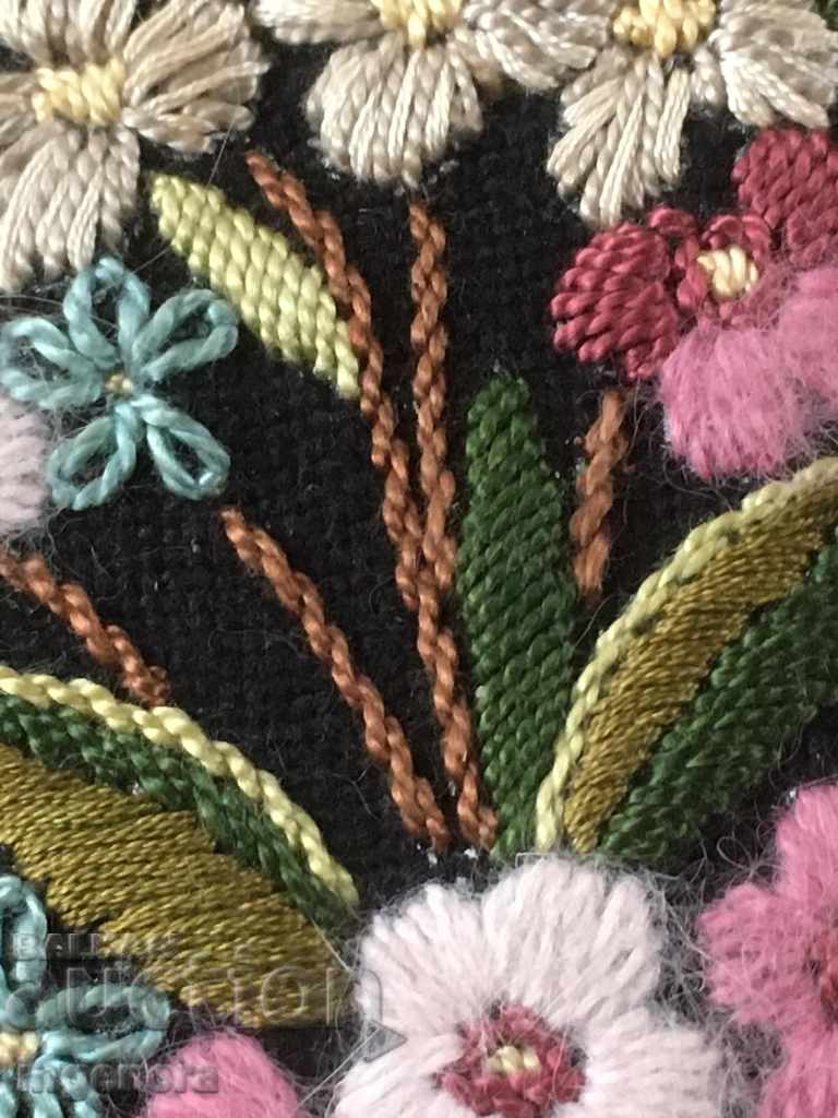 Auction PANEL PAINTING TAPESTRY HANDMADE BEAUTY Auction PANEL PAINTING TAPESTRY HANDMADE BEAUTY