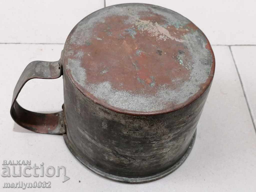 Delivery of An old tin can of copper Delivery of An old tin can of copper