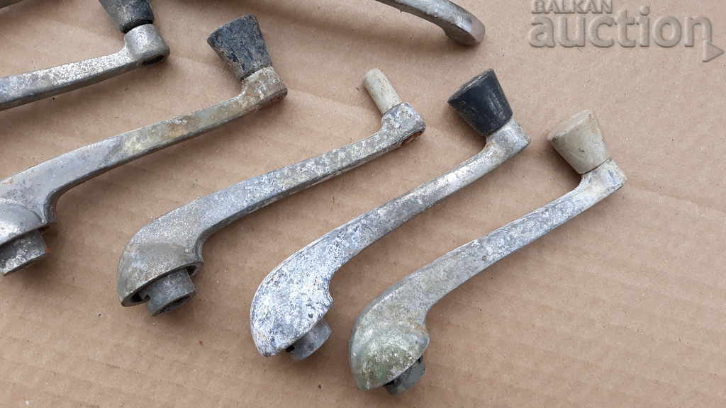 Auction Pobeda Warsaw 1951 1957 vintage handles retro car lot Auction Pobeda Warsaw 1951 1957 vintage handles retro car lot