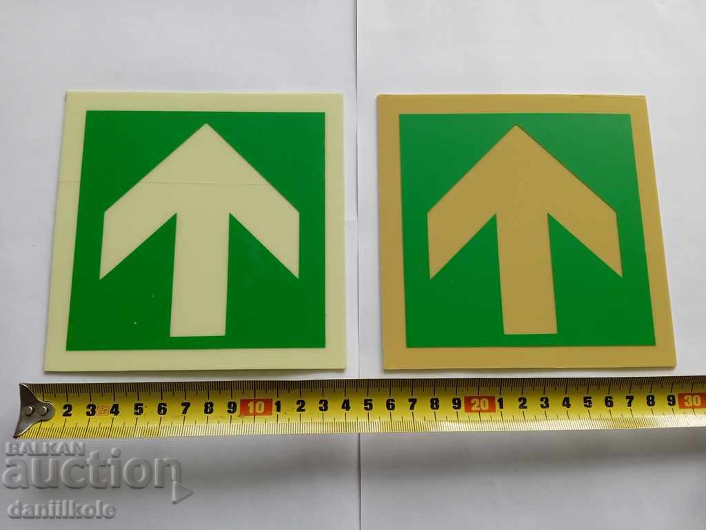 * $ * Y * $ * LOT OLD INTERESTING PLATES - ARROWS * $ * Y * $ * with price 6.90 BGN | € 3.53 * $ * Y * $ * LOT OLD INTERESTING PLATES - ARROWS * $ * Y * $ * with price 6.90 BGN | € 3.53