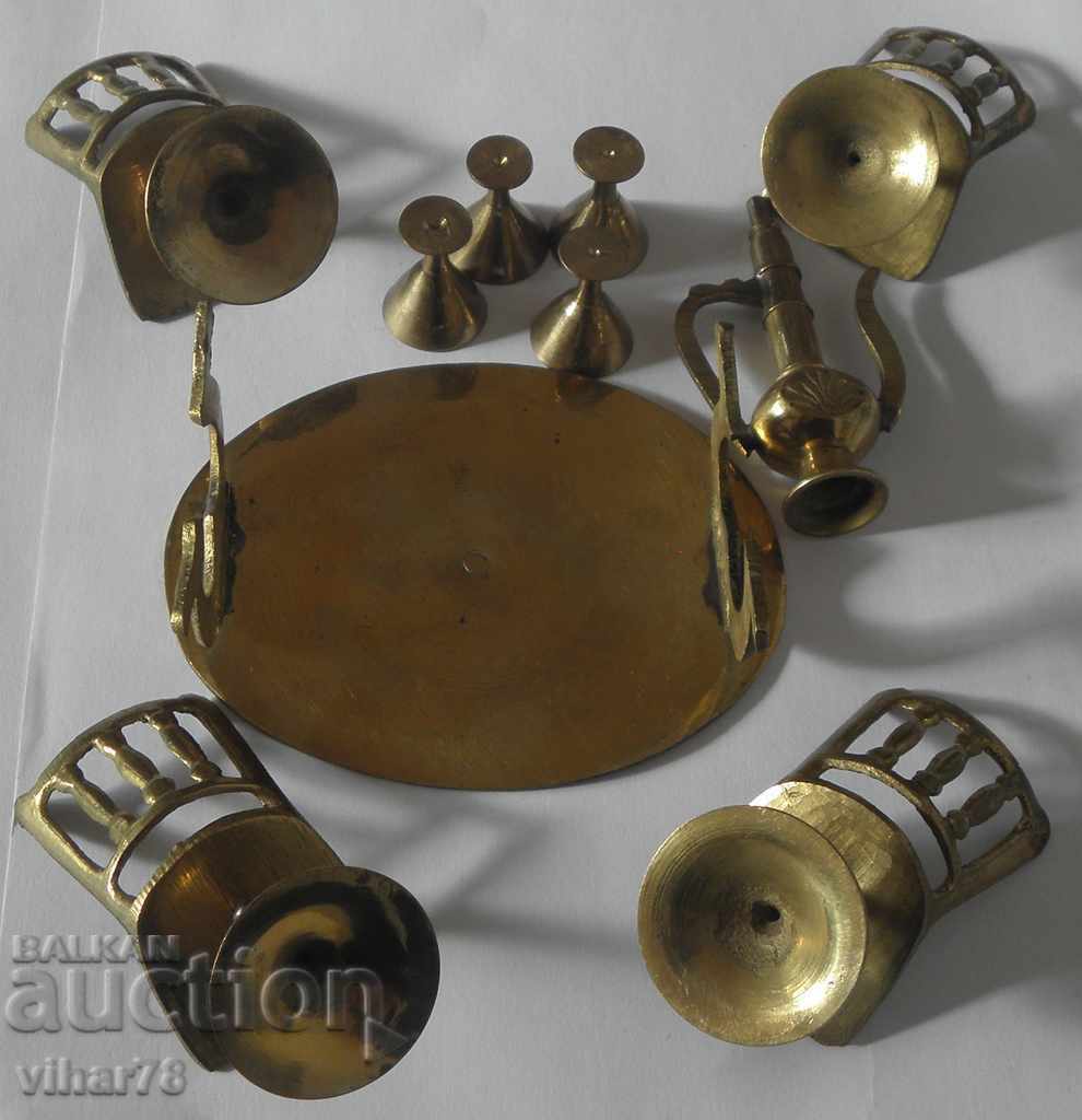 Auction BRONZE MINI TABLE-CHAIRS-GLASSES FOR DECORATION OR OTHER. Auction BRONZE MINI TABLE-CHAIRS-GLASSES FOR DECORATION OR OTHER.