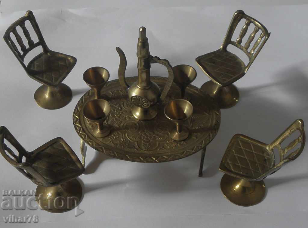 MINI MASA-SCAUNE-PAHARE BRONZ PENTRU DECORARE SAU ALT. MINI MASA-SCAUNE-PAHARE BRONZ PENTRU DECORARE SAU ALT.