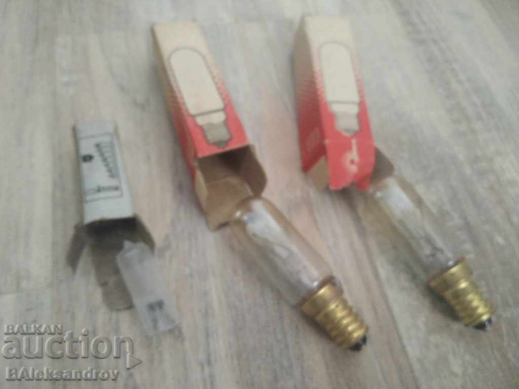 Auction Lot of light bulbs Auction Lot of light bulbs