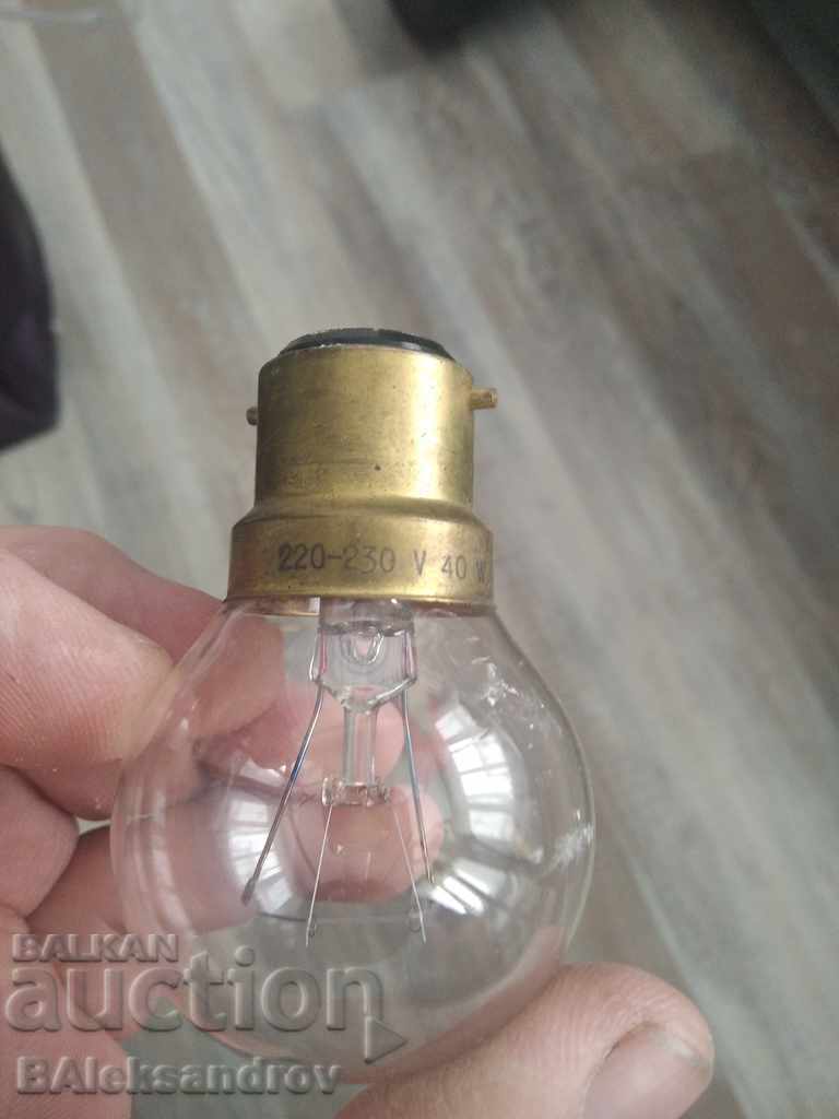 Delivery of Lot of light bulbs Delivery of Lot of light bulbs