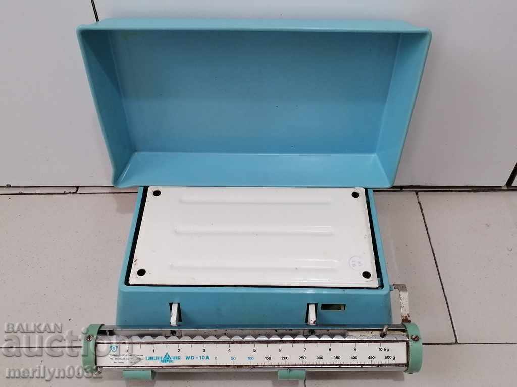 Auction  Household scales, scales, weights, scallops