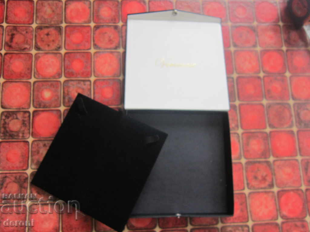 Great box for Veronese jewelry necklace - 6 Great box for Veronese jewelry necklace - 6